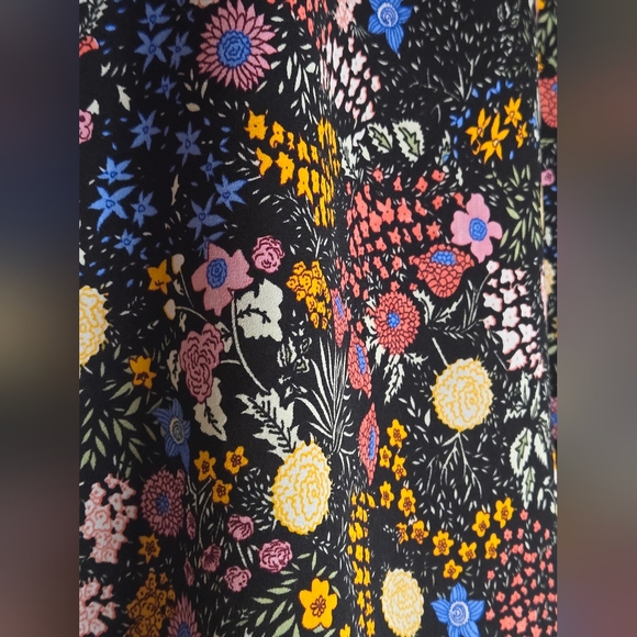 Compañia Fantastica | Floral Long Sleeve Women's Top, Size M - Picture 4 of 7